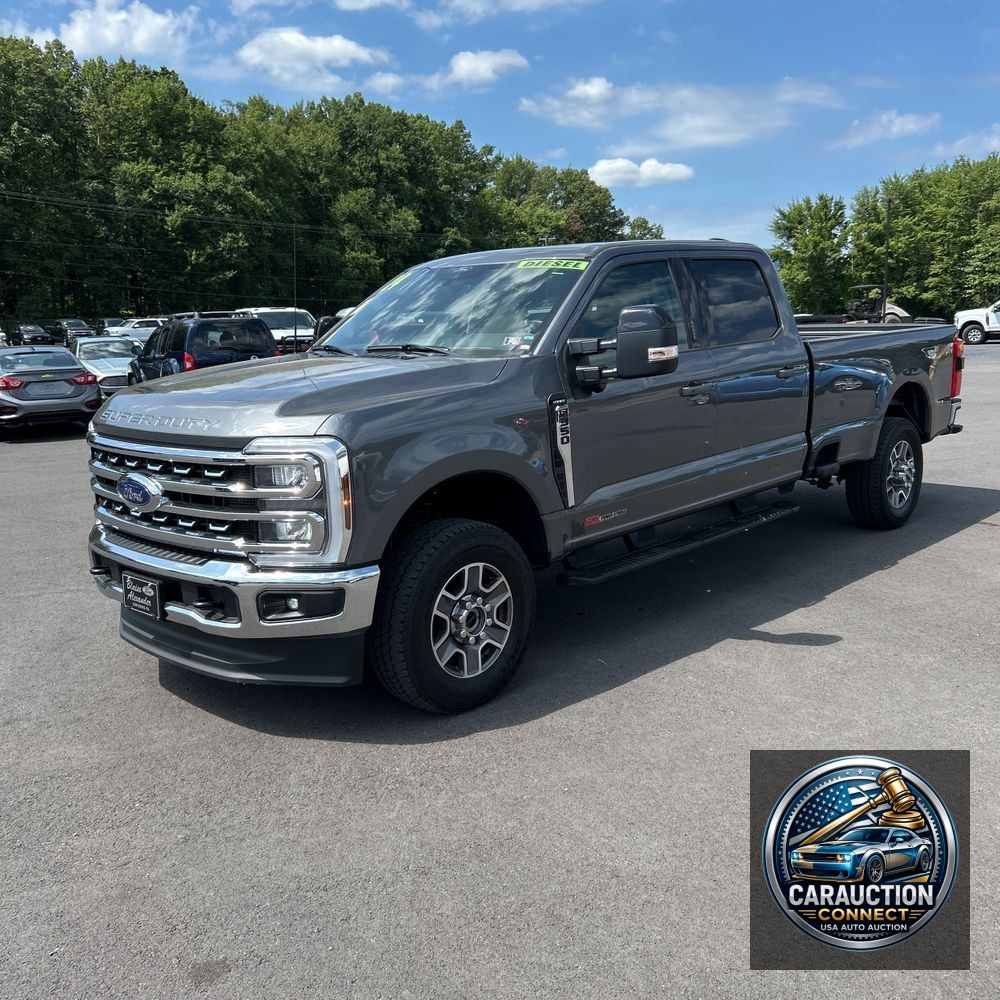 2024 Ford F350 S/D Lariat