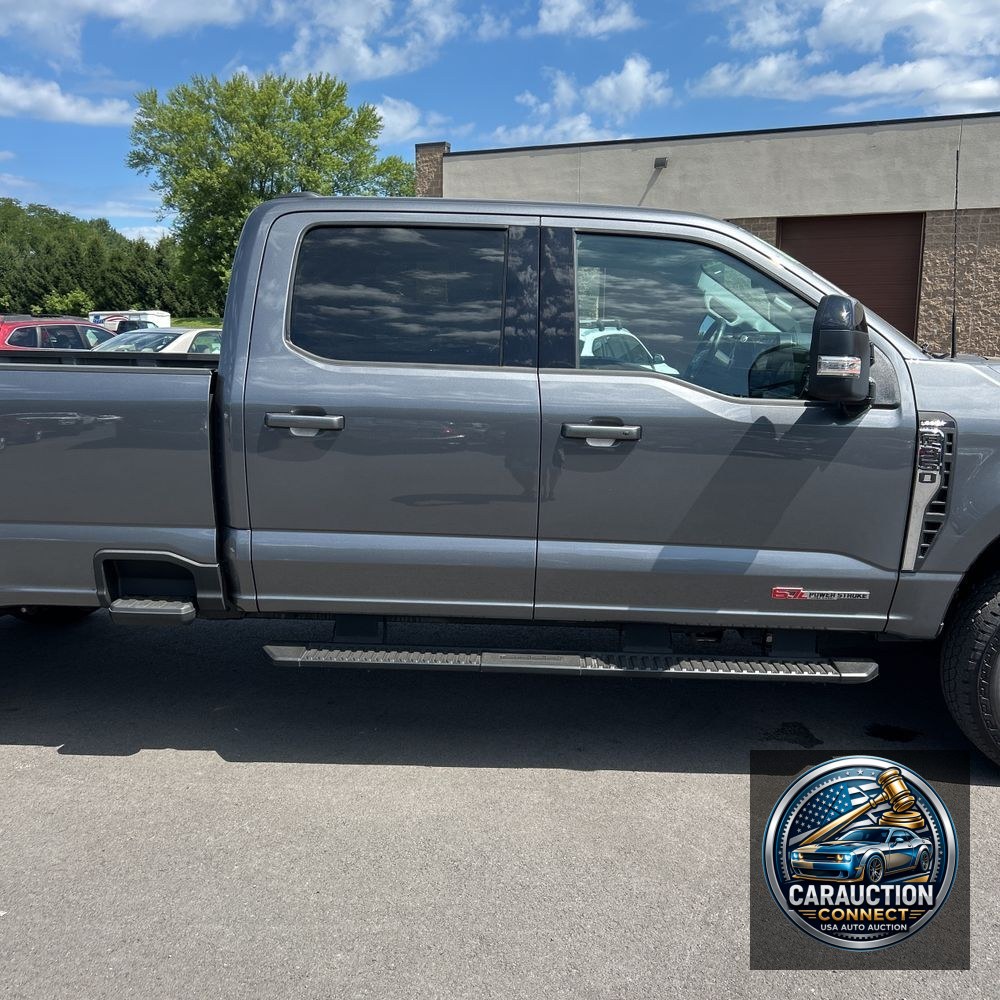 2024 Ford F350 S/D Lariat