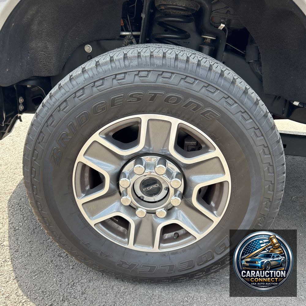 2024 Ford F350 S/D Lariat