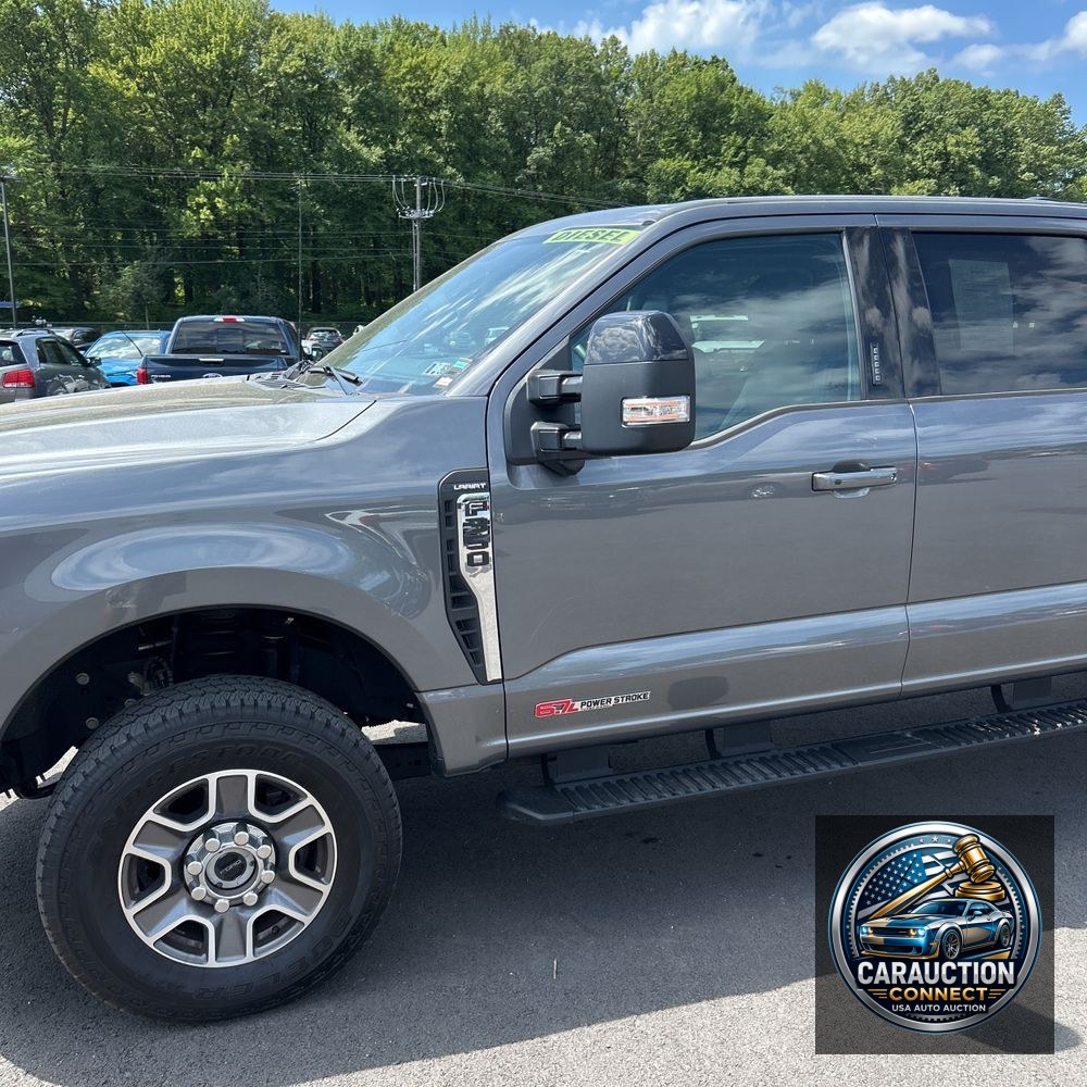 2024 Ford F350 S/D Lariat