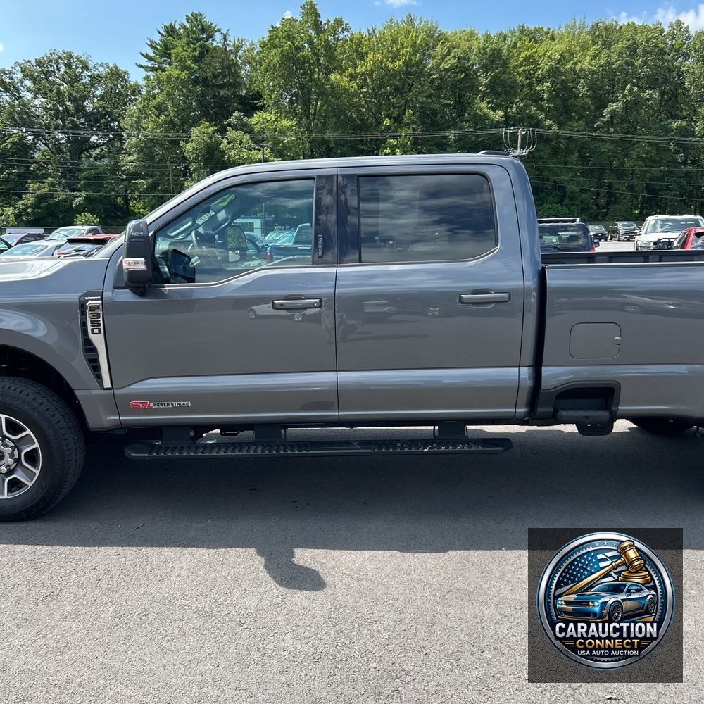 2024 Ford F350 S/D Lariat