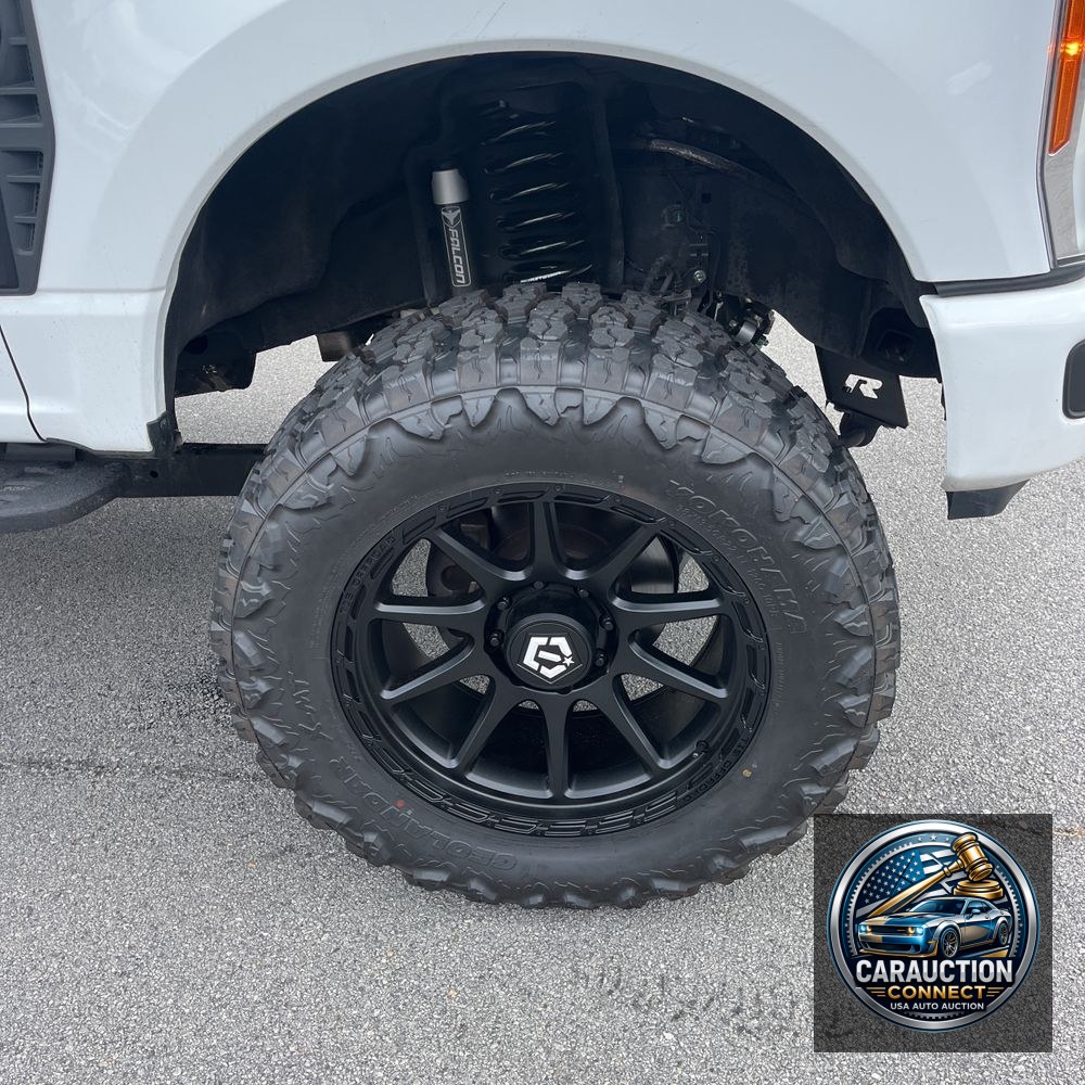 2023 Ford F-350 Super Duty Lariat