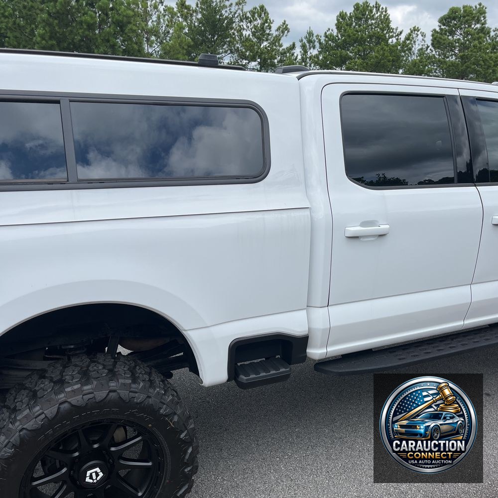 2023 Ford F-350 Super Duty Lariat