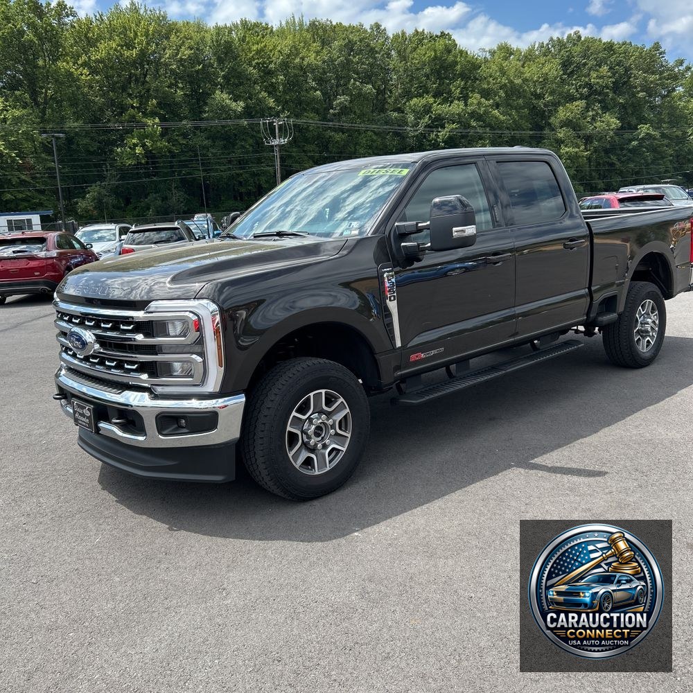 2024 Ford F350 S/D Lariat
