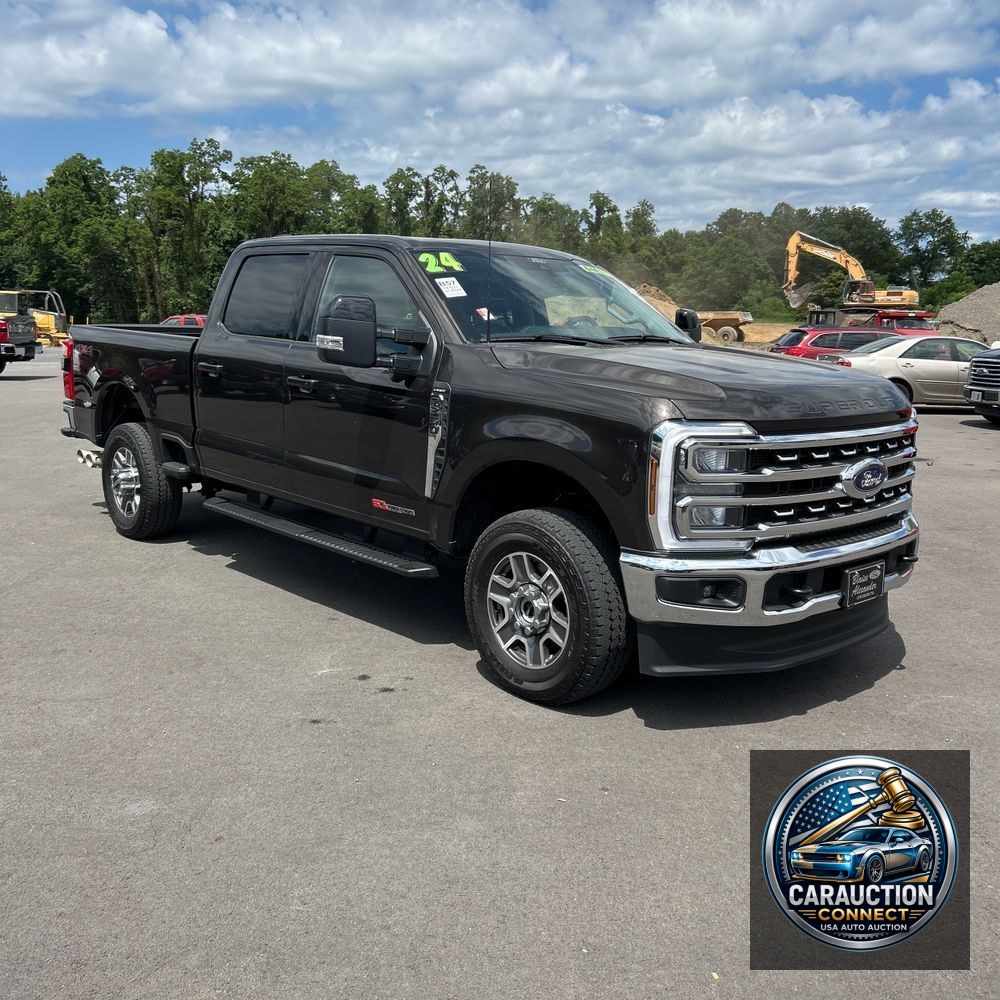 2024 Ford F350 S/D Lariat