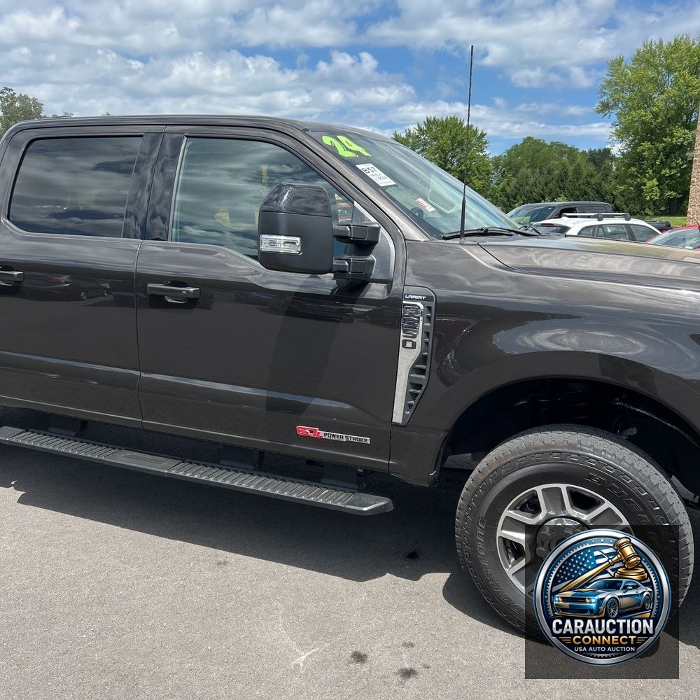 2024 Ford F350 S/D Lariat