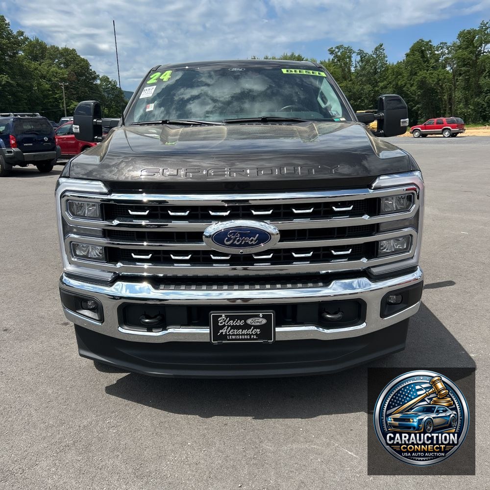 2024 Ford F350 S/D Lariat