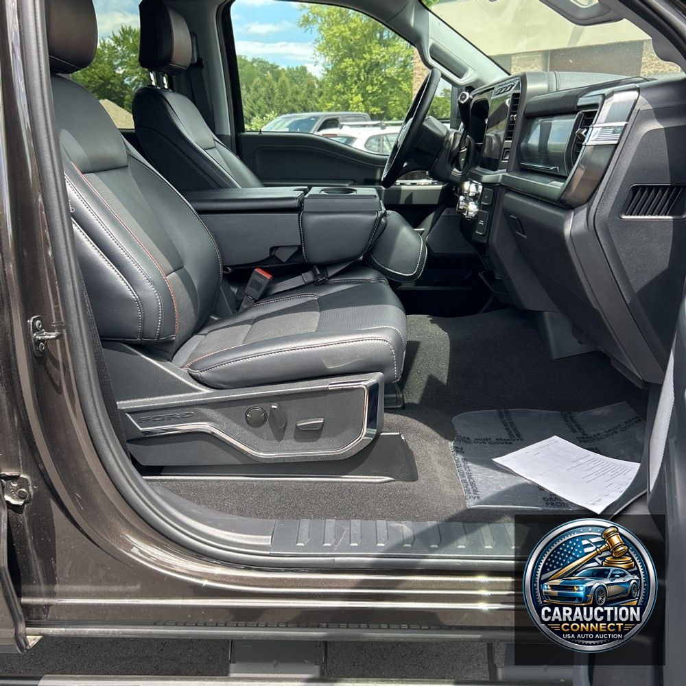 2024 Ford F350 S/D Lariat