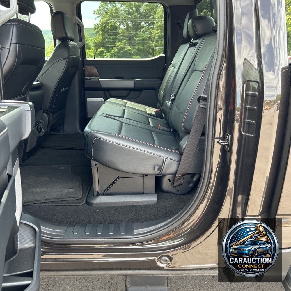 2024 Ford F350 S/D Lariat