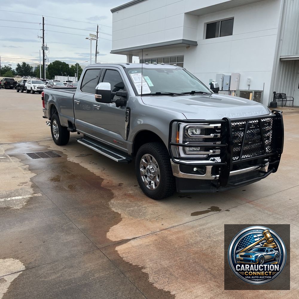 2023 Ford F-350 Super Duty Lariat