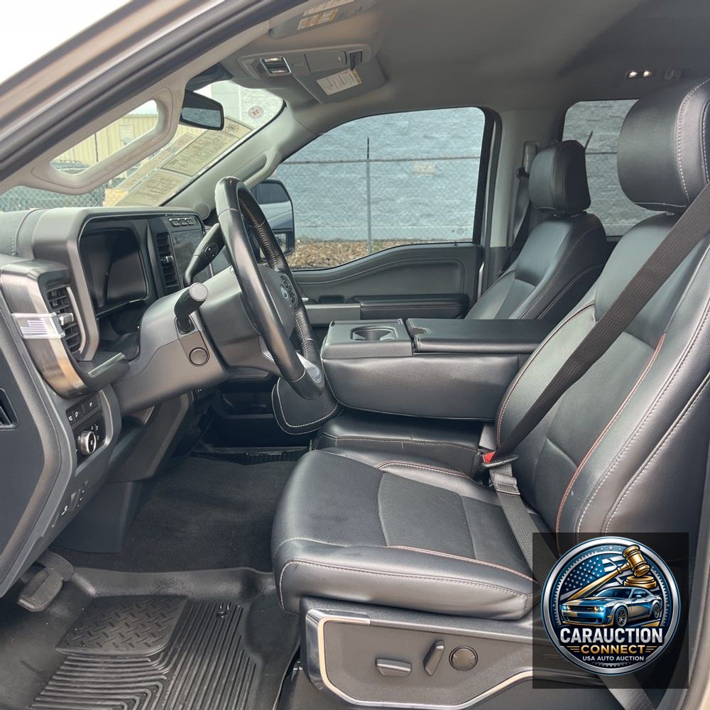 2023 Ford F-350 Super Duty Lariat