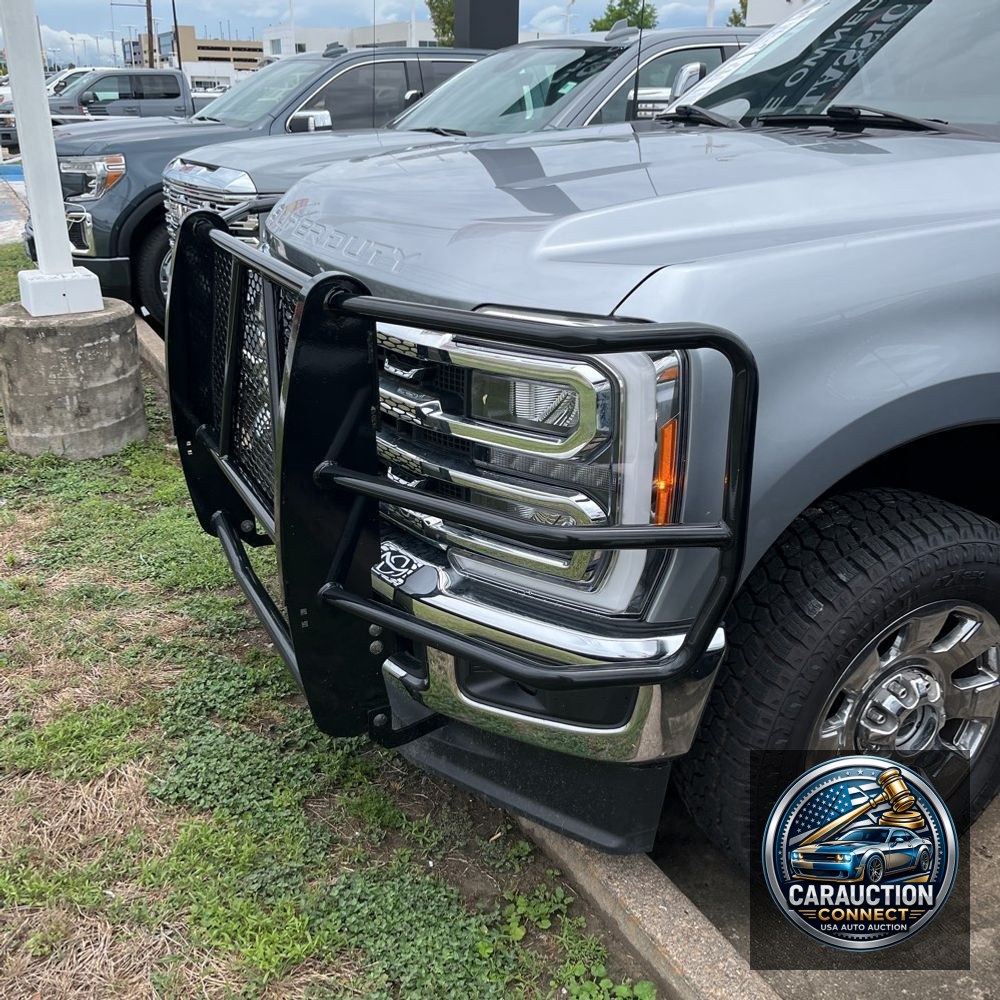 2023 Ford F-350 Super Duty Lariat