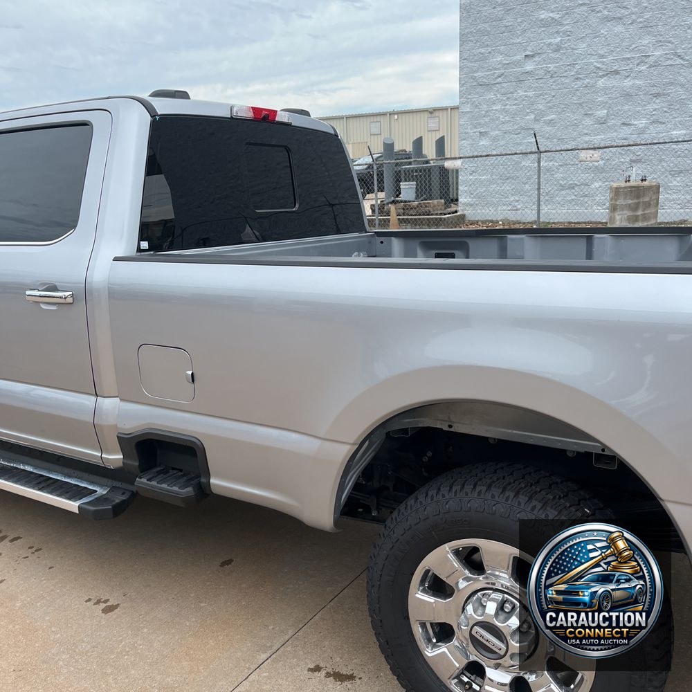 2023 Ford F-350 Super Duty Lariat