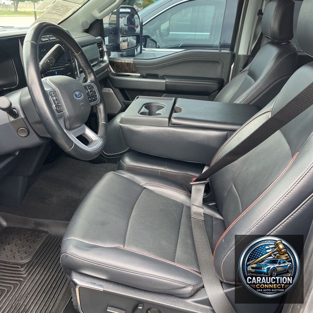 2023 Ford F-350 Super Duty Lariat