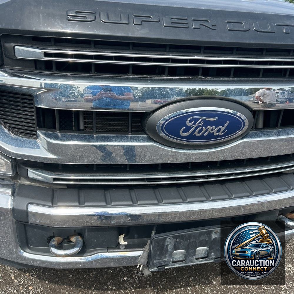 2022 Ford F350 S/D XLT