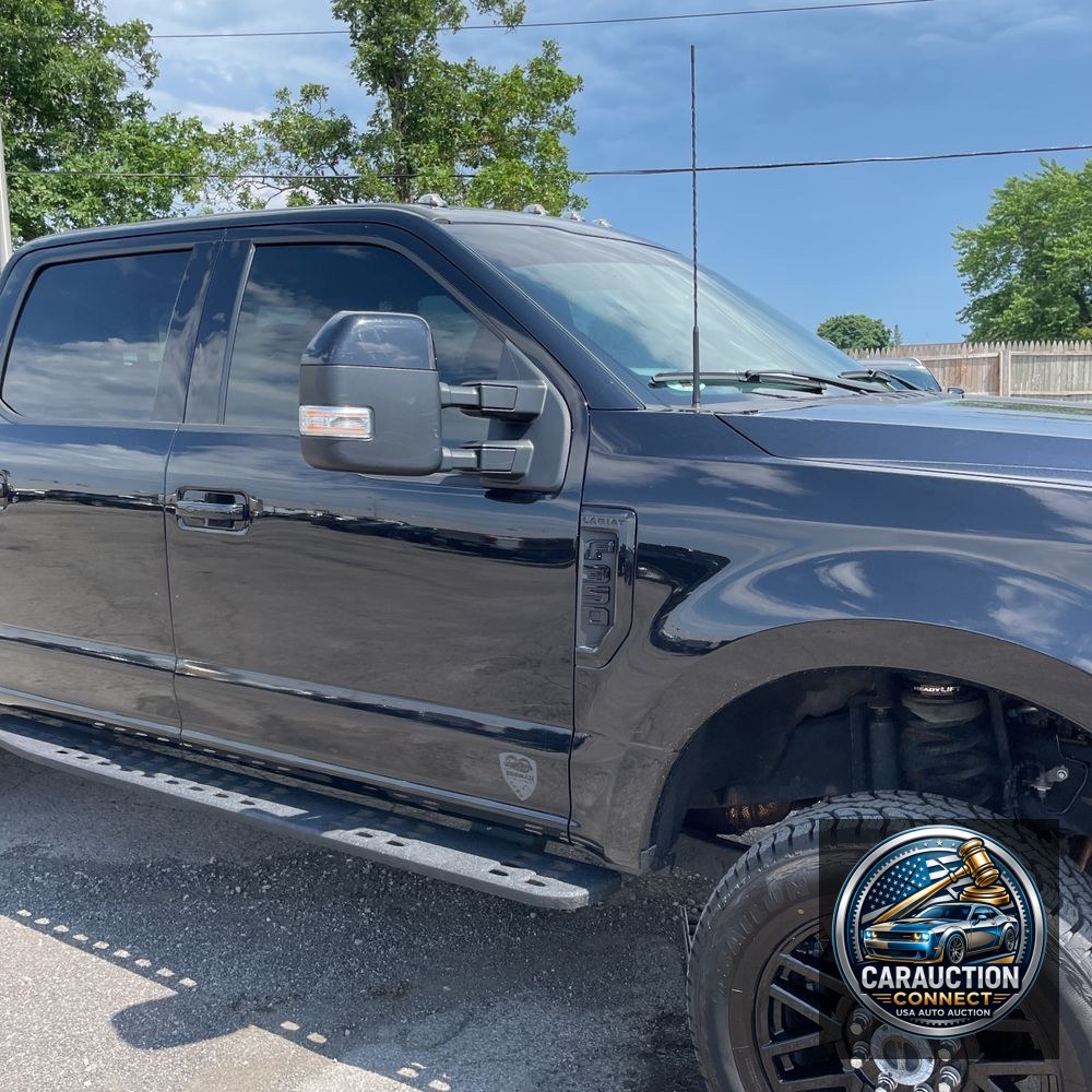 2022 Ford F-350 Super Duty Lariat