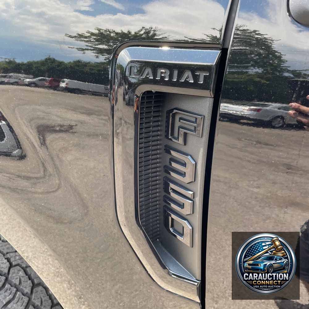 2022 Ford F-350 Super Duty Lariat