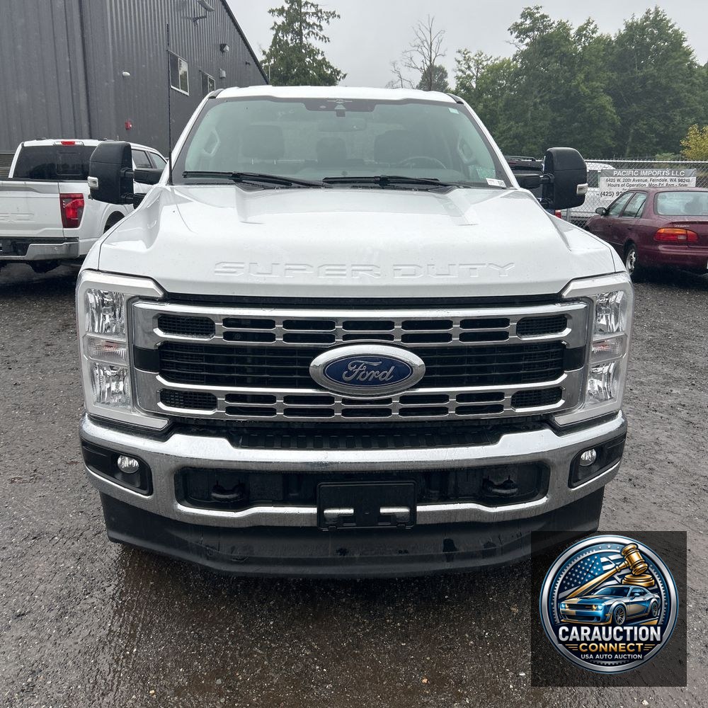 2023 Ford F350 S/D XLT
