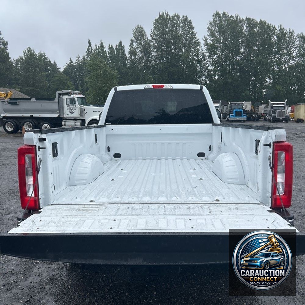 2023 Ford F350 S/D XLT