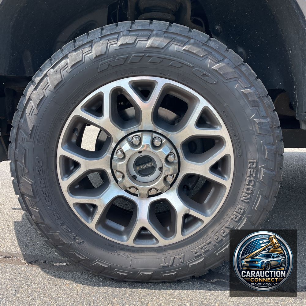 2022 Ford F-350 Super Duty Lariat