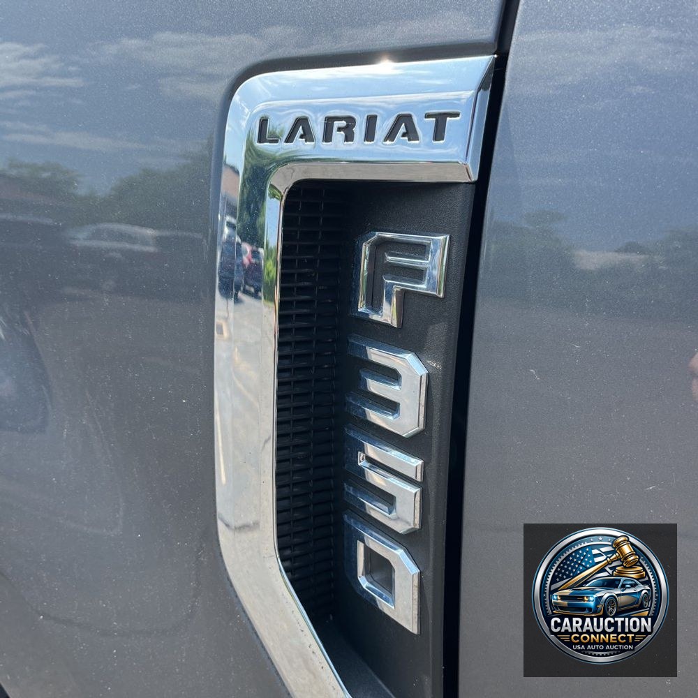 2022 Ford F-350 Super Duty Lariat