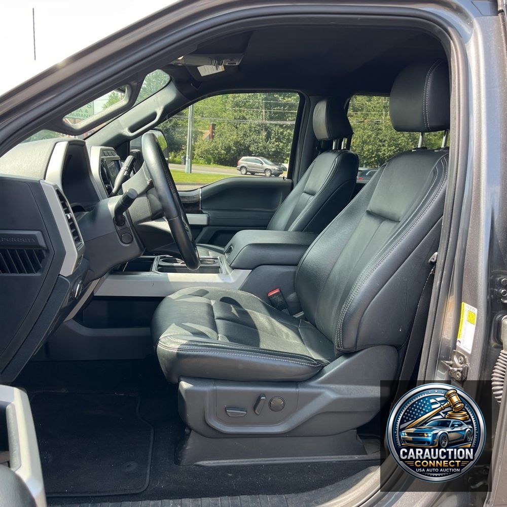 2022 Ford F-350 Super Duty Lariat