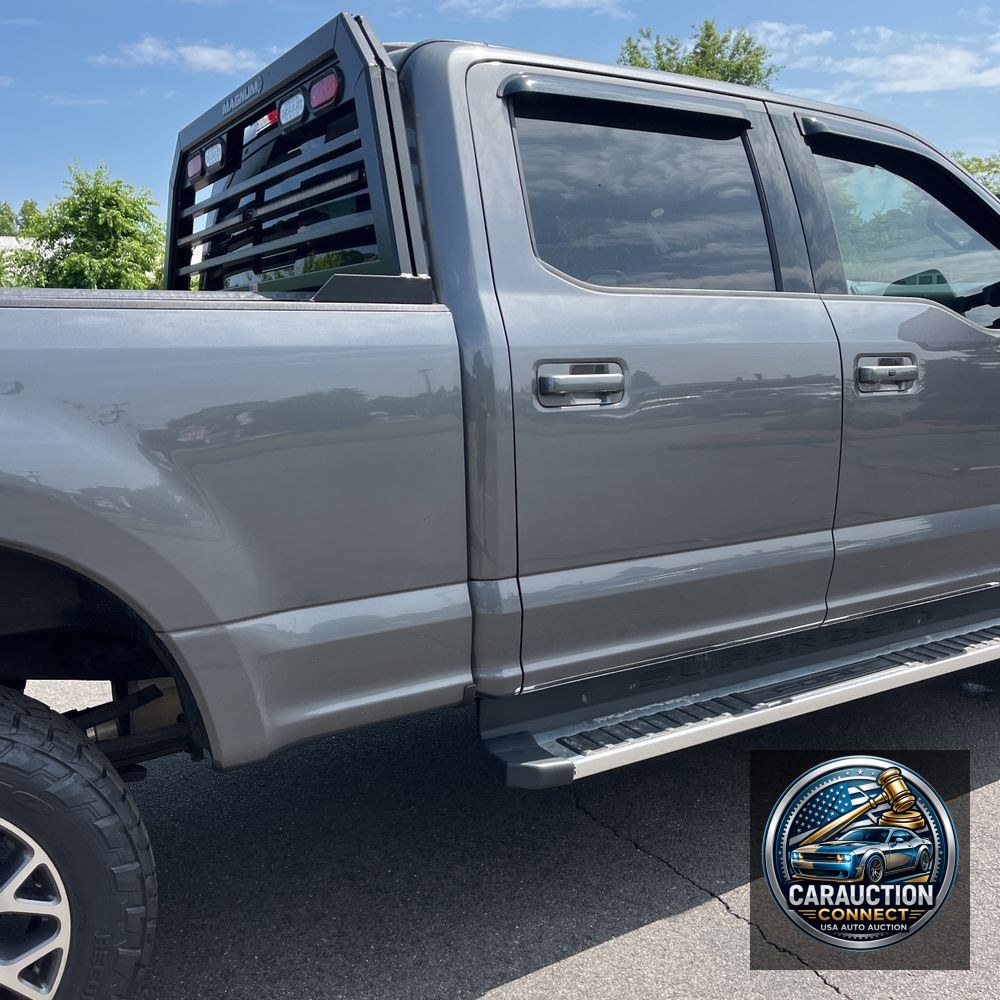 2022 Ford F-350 Super Duty Lariat