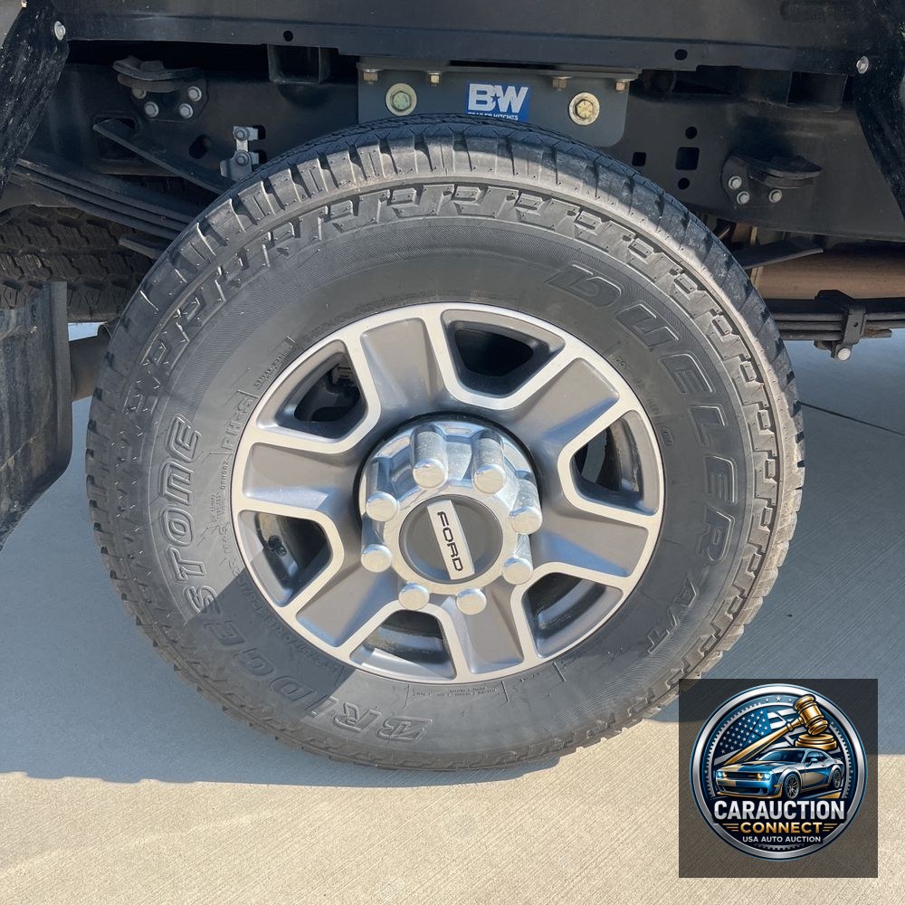 2024 Ford F-350 Super Duty Lariat