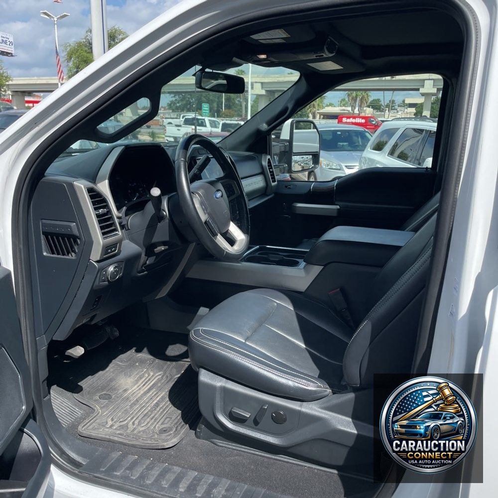 2022 Ford F-350 Super Duty Lariat