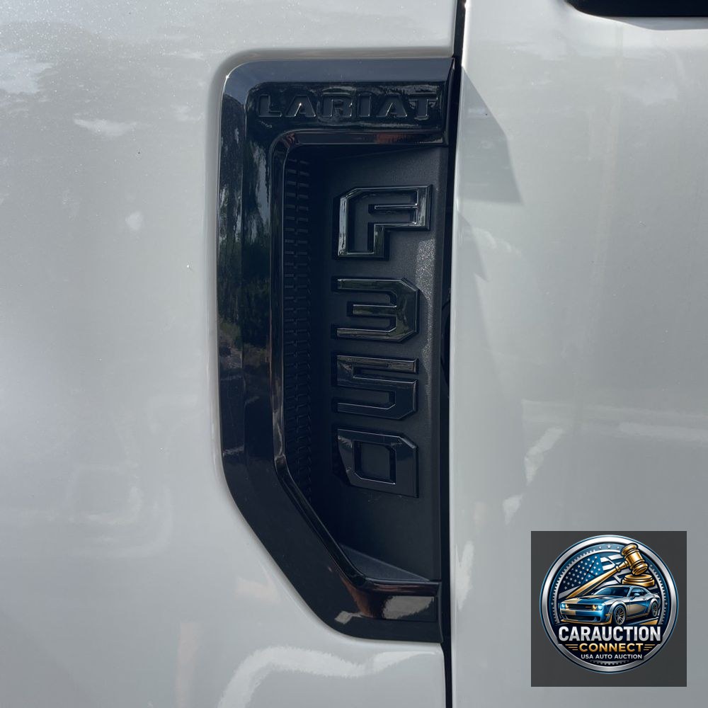 2022 Ford F-350 Super Duty Lariat