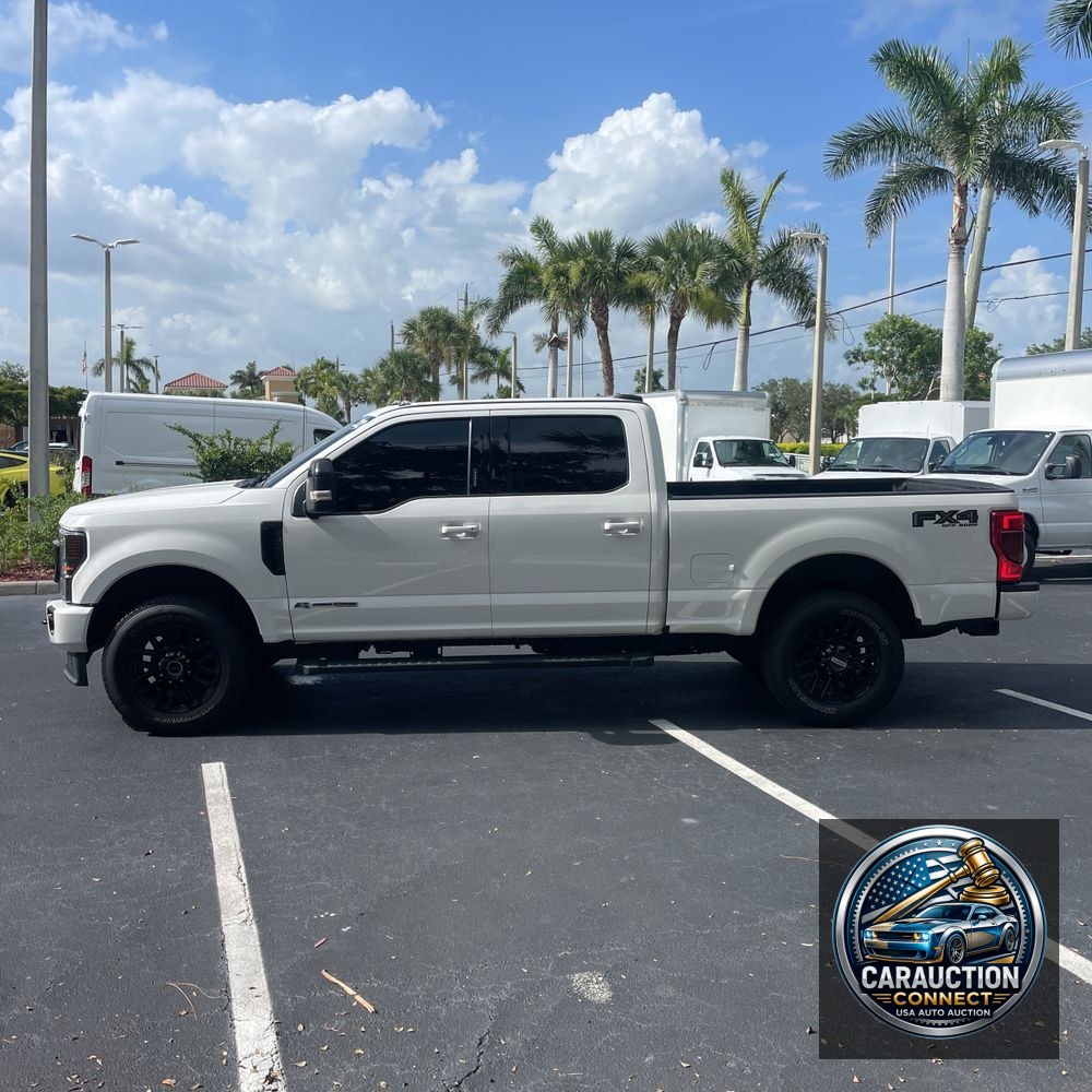 2022 Ford F-350 Super Duty Lariat