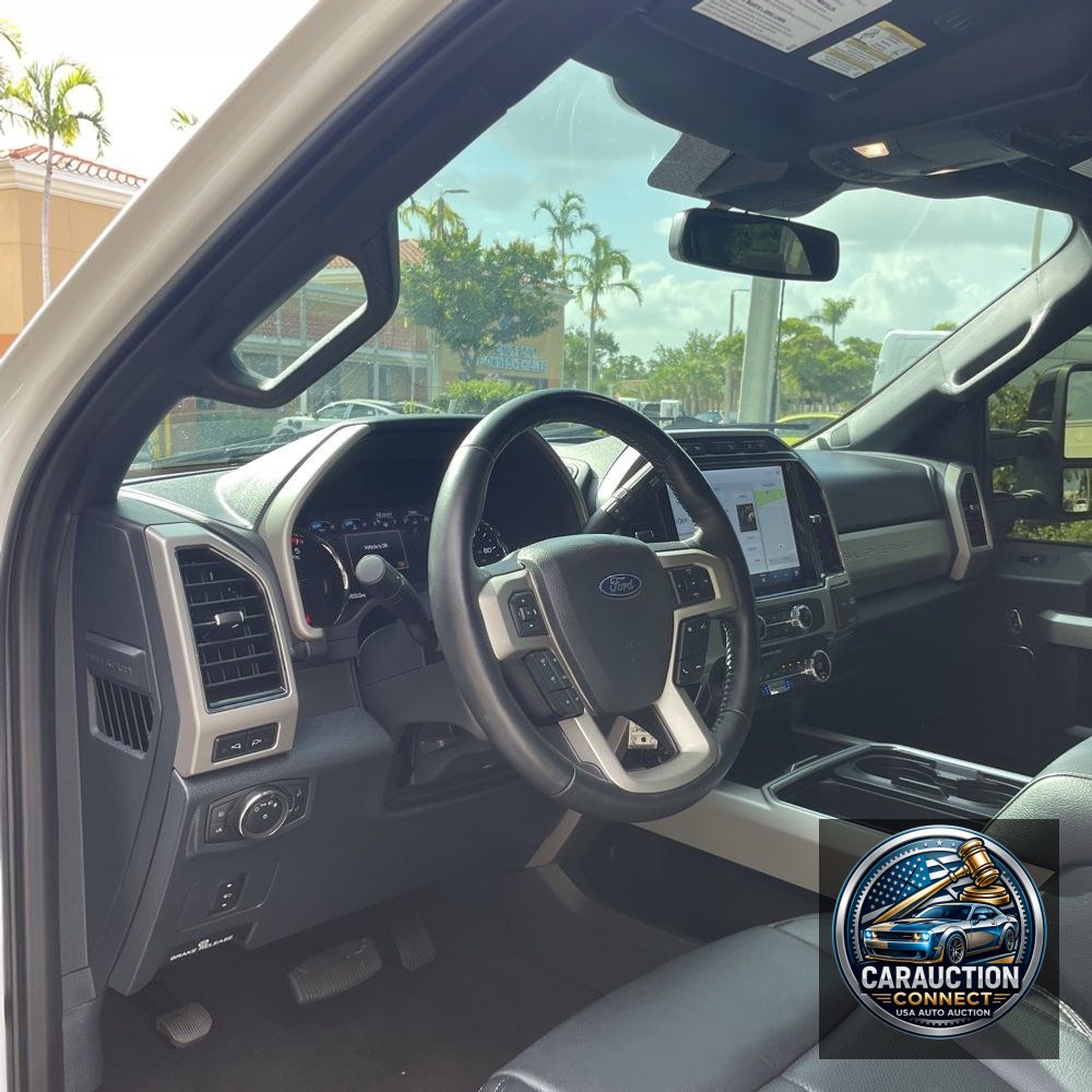 2022 Ford F-350 Super Duty Lariat