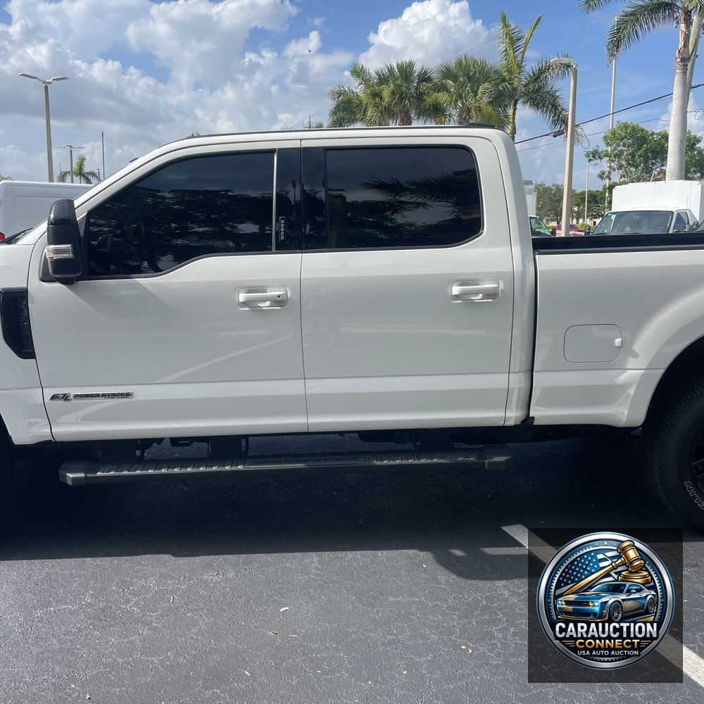 2022 Ford F-350 Super Duty Lariat