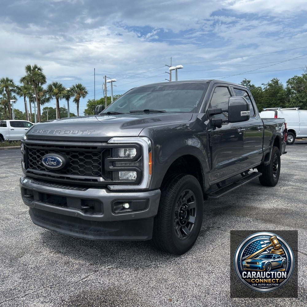 2023 Ford F-350 Super Duty Lariat