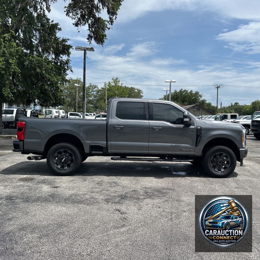2023 Ford F-350 Super Duty Lariat