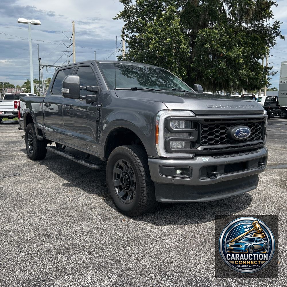 2023 Ford F-350 Super Duty Lariat