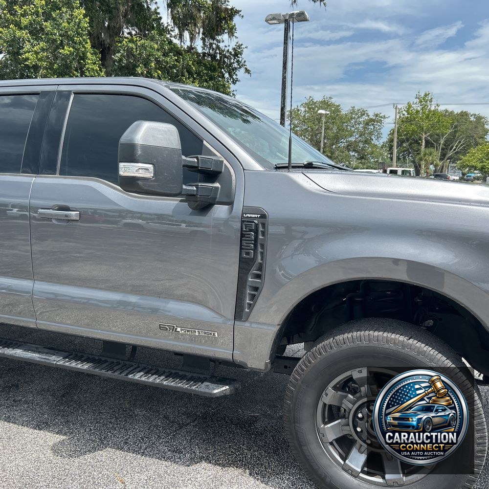 2023 Ford F-350 Super Duty Lariat