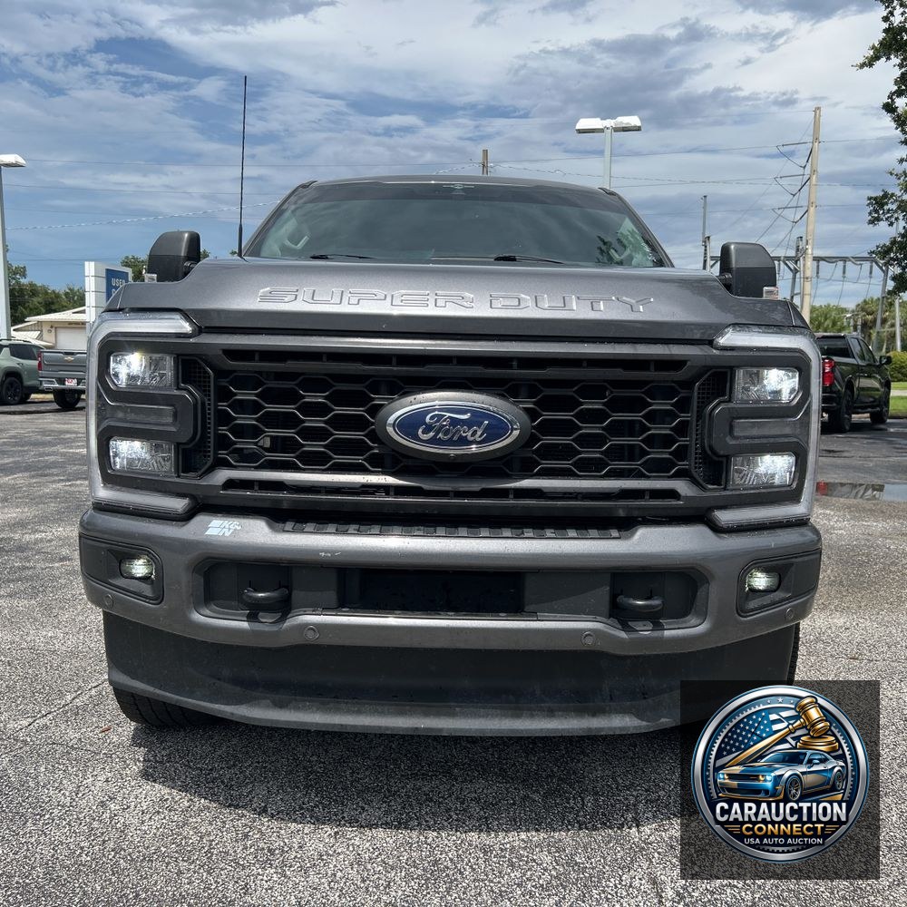 2023 Ford F-350 Super Duty Lariat