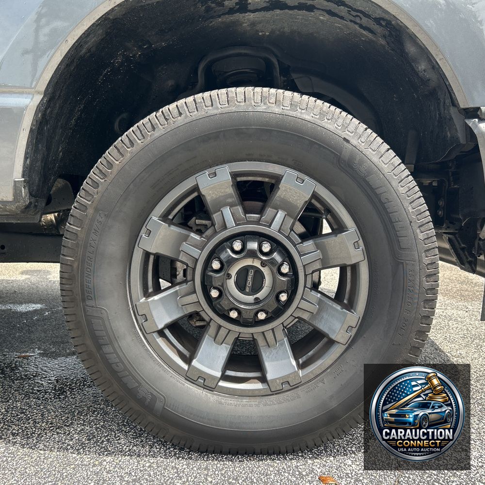 2023 Ford F-350 Super Duty Lariat