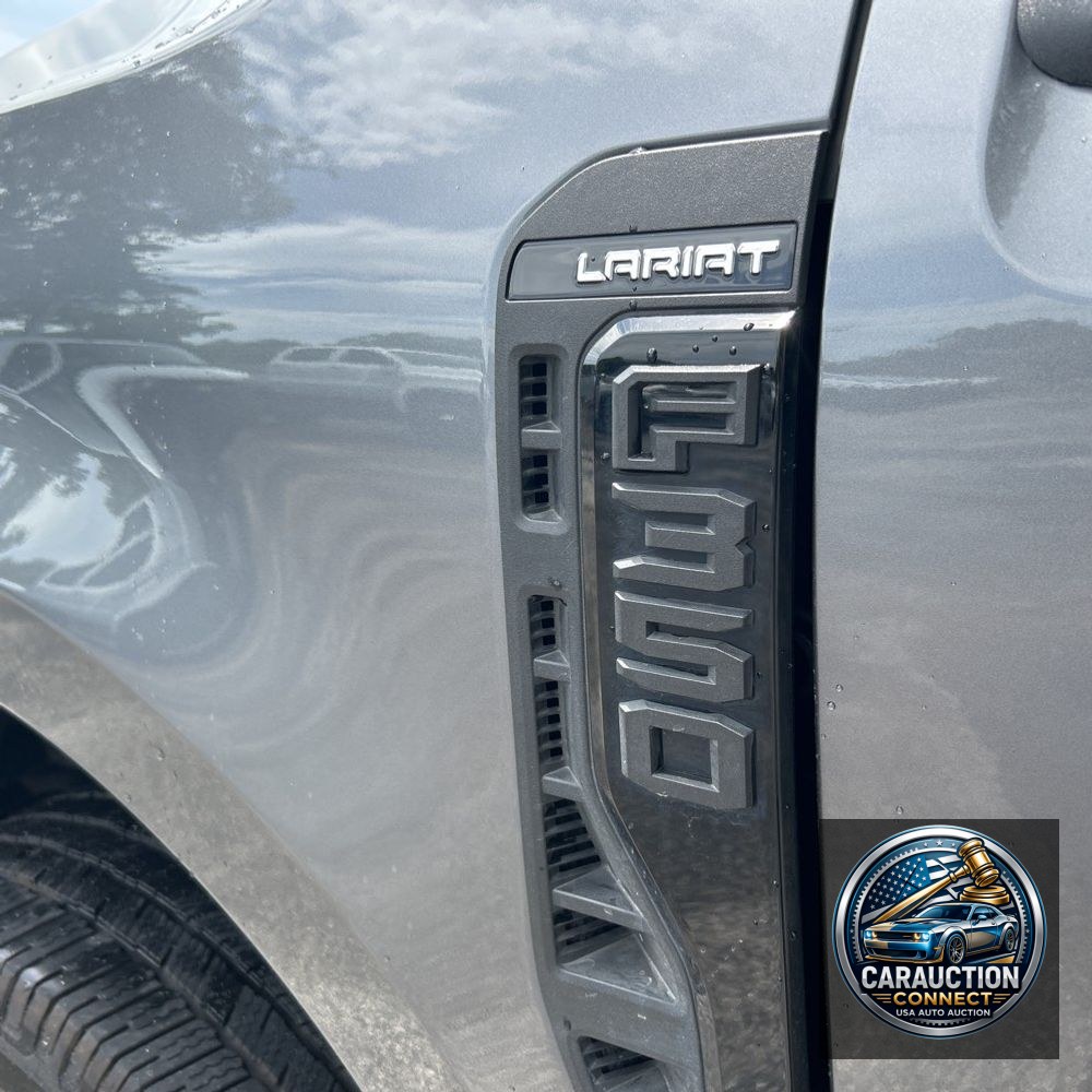 2023 Ford F-350 Super Duty Lariat