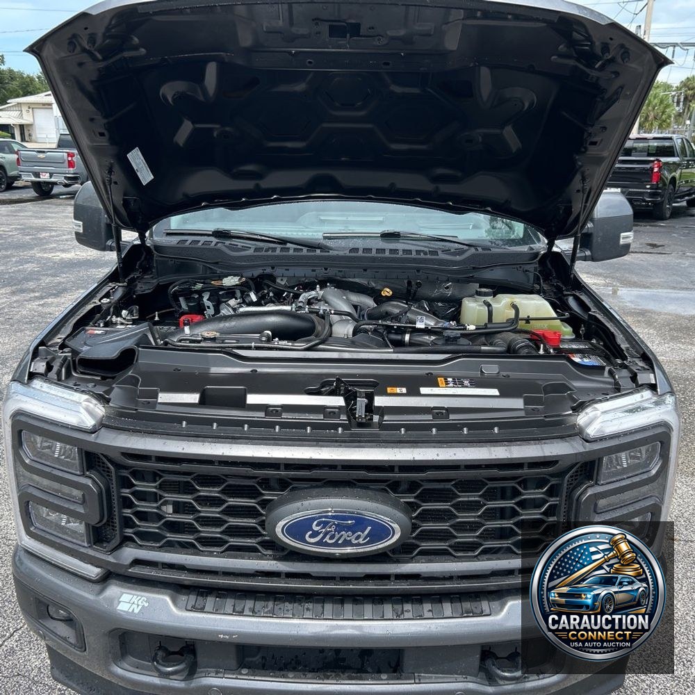 2023 Ford F-350 Super Duty Lariat