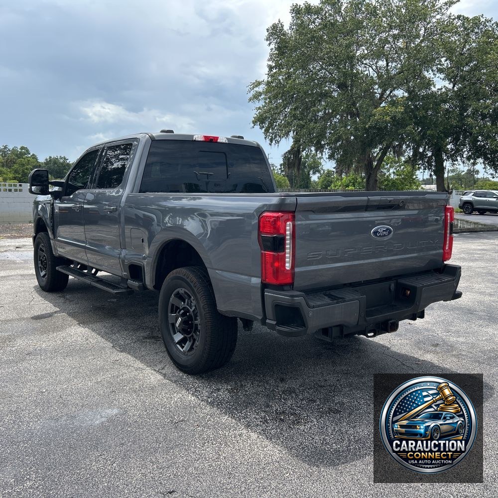 2023 Ford F-350 Super Duty Lariat