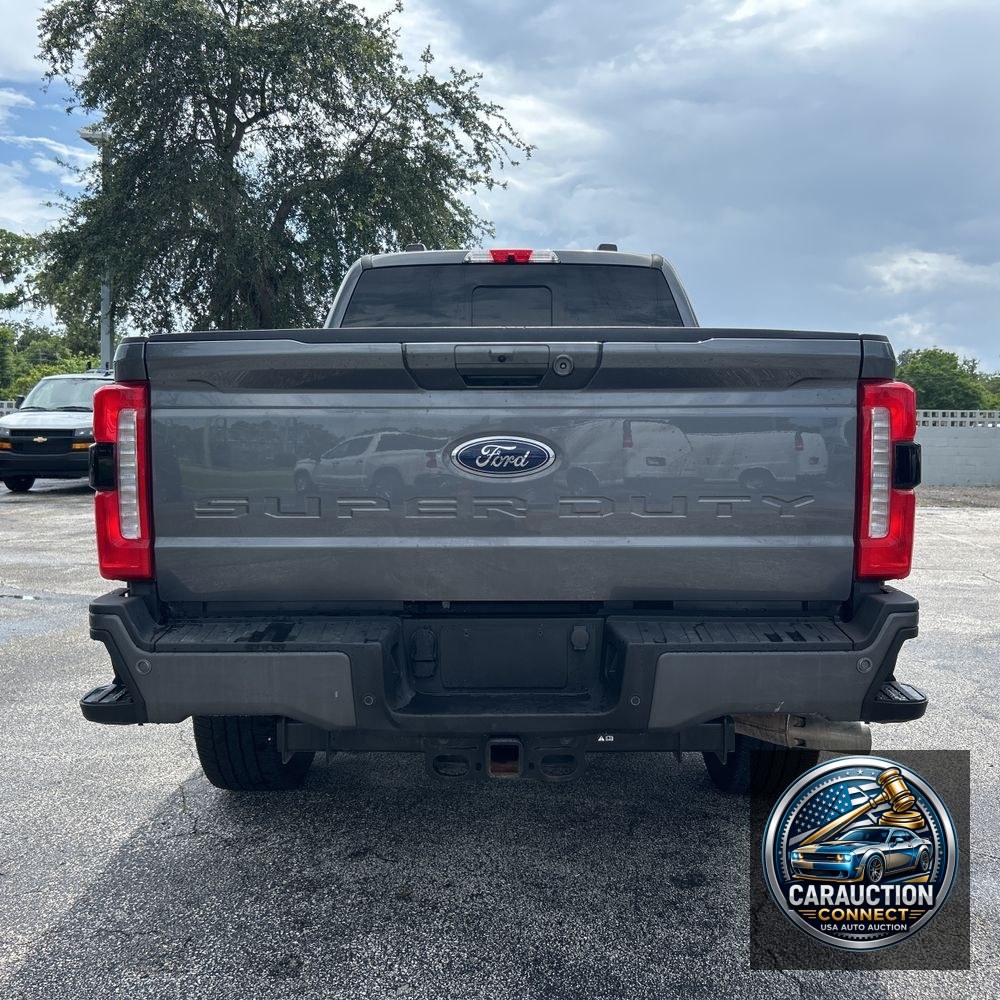 2023 Ford F-350 Super Duty Lariat