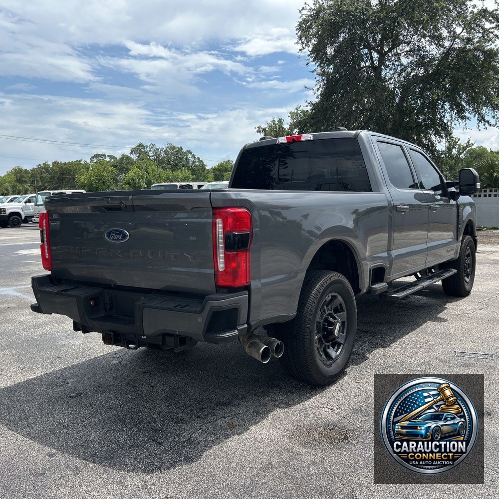 2023 Ford F-350 Super Duty Lariat