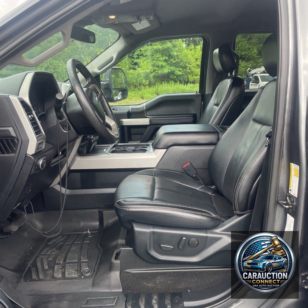 2020 Ford F-350 Super Duty Lariat