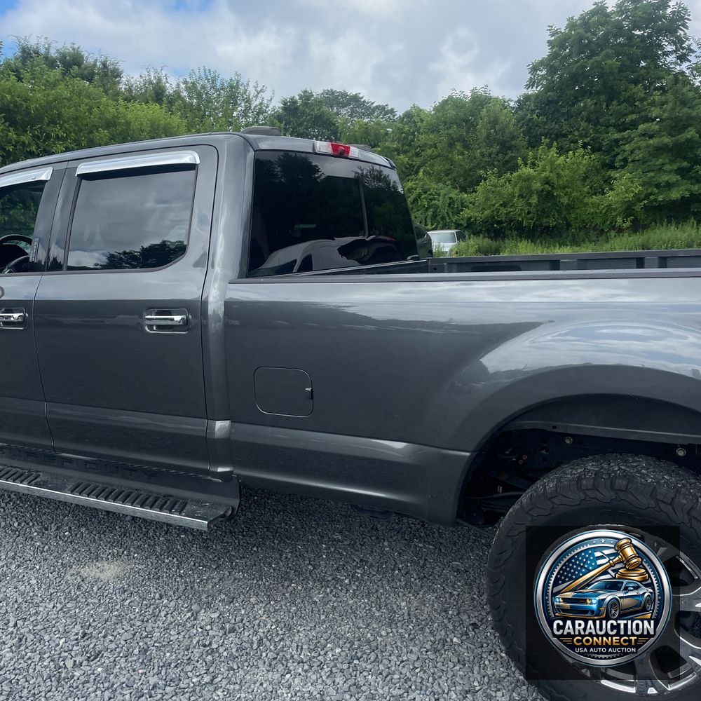 2020 Ford F-350 Super Duty Lariat