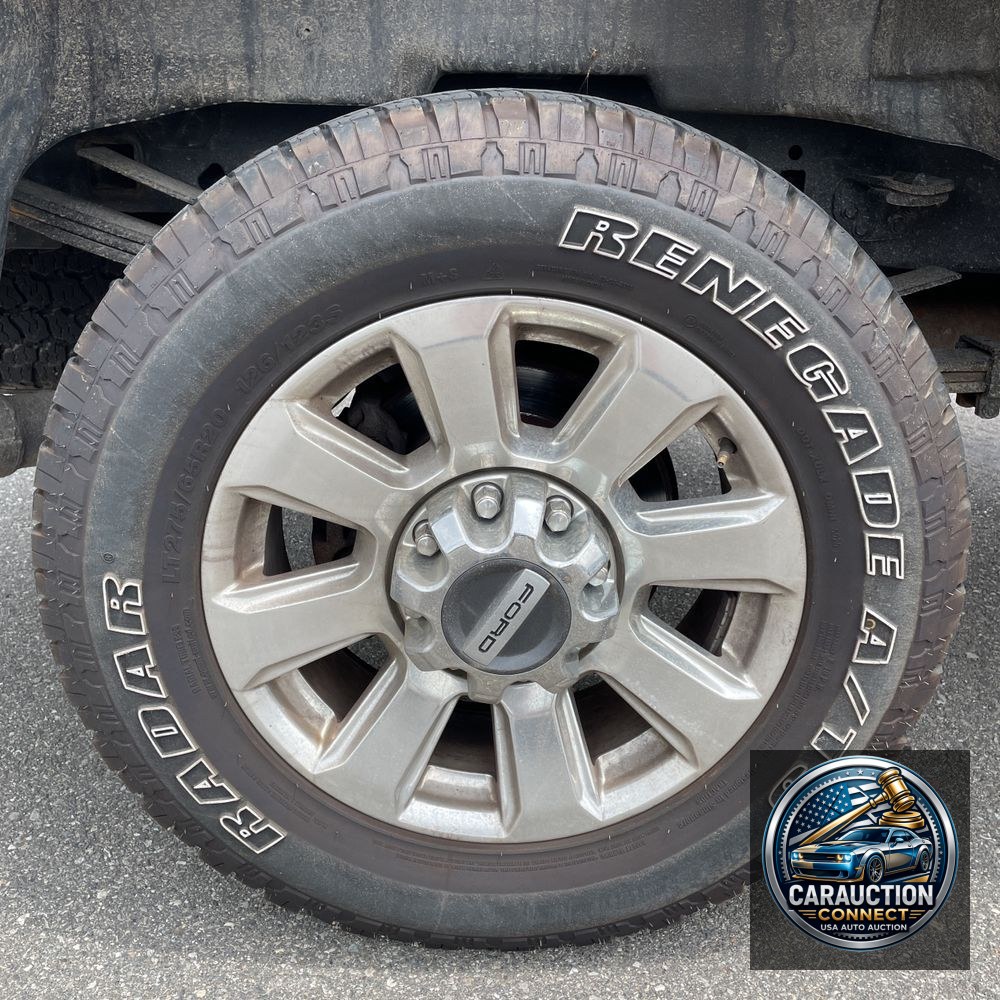 2022 Ford F350 S/D Platinum