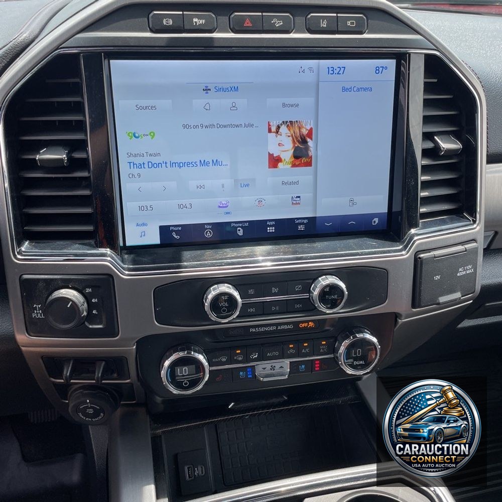 2022 Ford F350 S/D Platinum