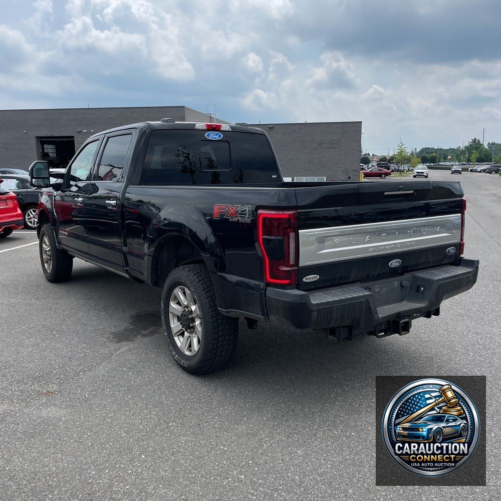 2022 Ford F350 S/D Platinum