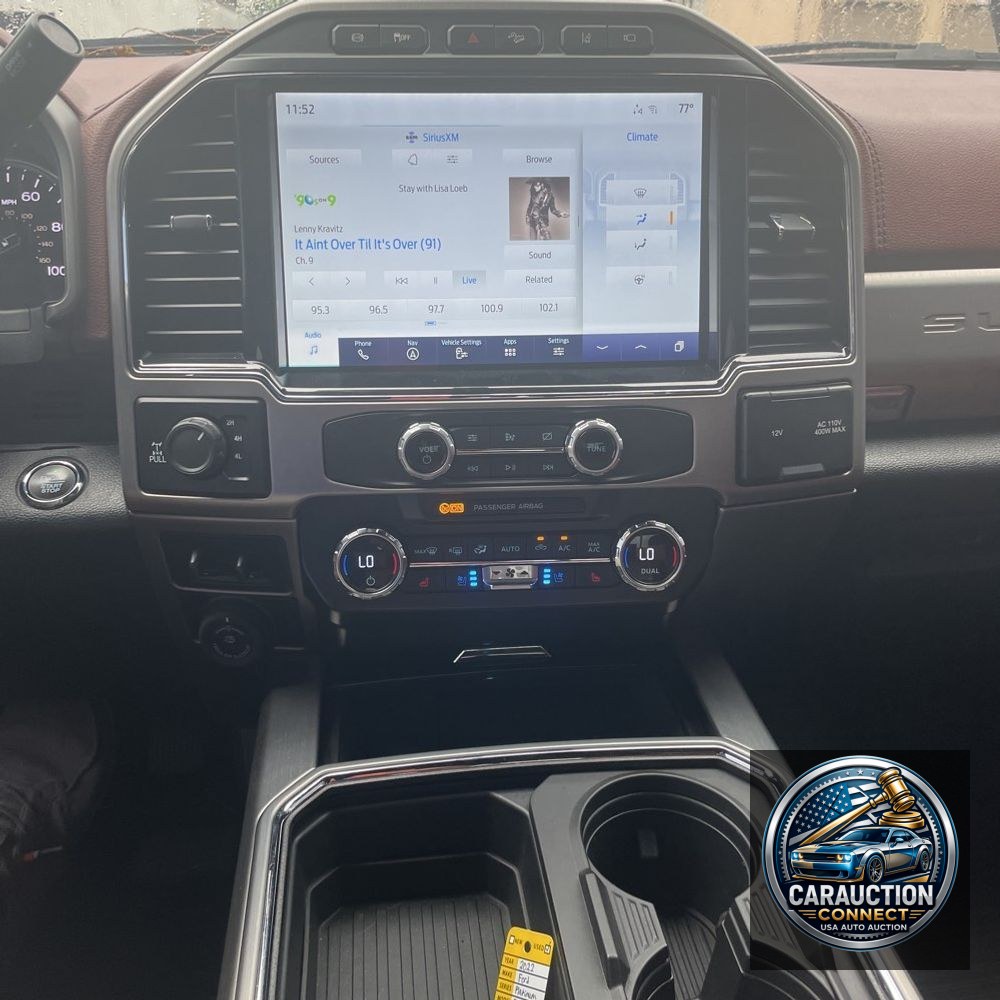 2022 Ford F-350 Super Duty Platinum